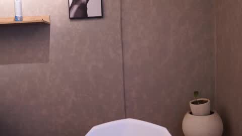 Jackson Bell online show from April 2026 12:57:02 PM