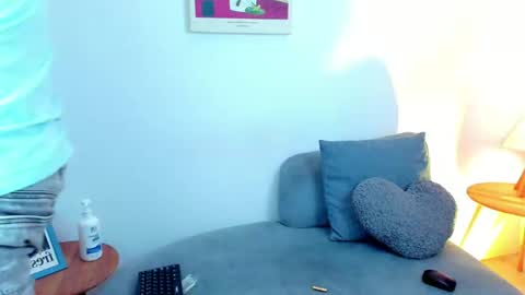 jacob_colliins online show from May 2026 02:53:02 AM