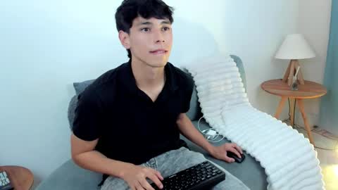 jacob_colliins online show from June 2026 03:52:02 AM