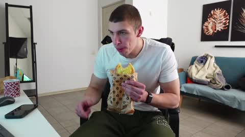 JACOB DEVON online show from April 2026 06:19:01 AM