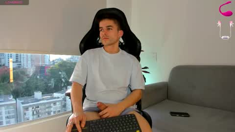 JACOB FERRER online show from March 2026 10:05:02 PM