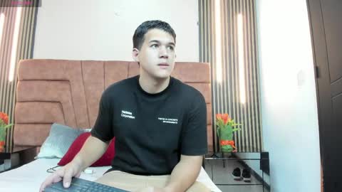Snapshot of jacob_schneider chatting on May 2026 07:20:02 PM jacob_schneider online show from May 2026 07:20:02 PM