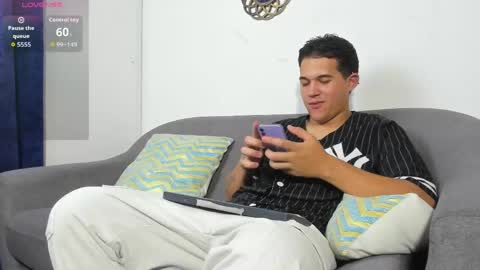 Snapshot of jacob_schneider chatting on May 2026 08:39:02 PM jacob_schneider online show from May 2026 08:39:02 PM