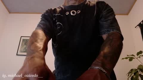 Michael Caicedo online show from September 2025 03:29:01 AM