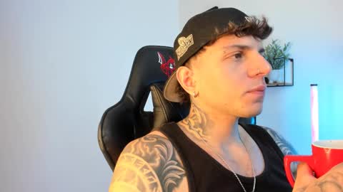 jacobb116 online show from February 2025 02:42:02 AM