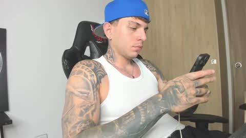 jacobb116 online show from September 2025 12:05:01 AM