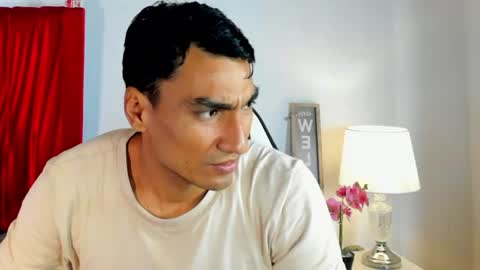jacson_wolf online show from June 2026 06:43:02 PM