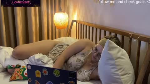 Snapshot of jacywinslat chatting on January 2026 01:26:01 PM jacywinslat online show from January 2026 01:26:01 PM