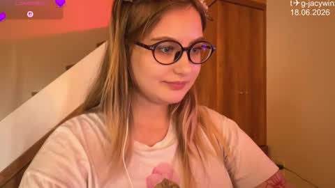 Snapshot of jacywinslat chatting on June 2026 09:14:01 AM jacywinslat online show from June 2026 09:14:01 AM
