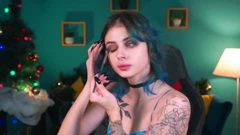 jade_castle online show from December 2024 01:24:01 AM