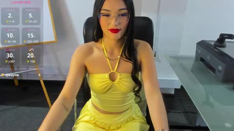 Snapshot of jade_connor chatting on June 2026 08:37:02 PM jade_connor online show from June 2026 08:37:02 PM