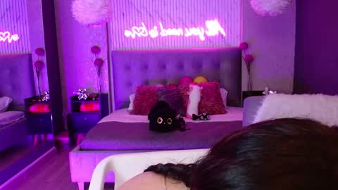 JADE online show from February 2026 08:54:01 PM