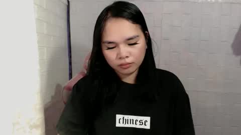 jade_suck online show from March 2026 03:23:01 AM