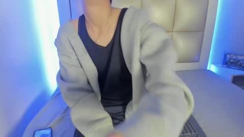 jadeestudios online show from January 2026 08:28:02 AM