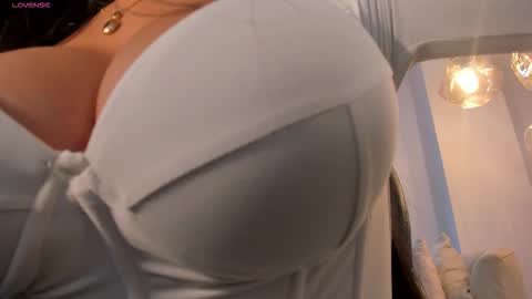 JADE EVANS online show from February 2026 06:09:01 PM