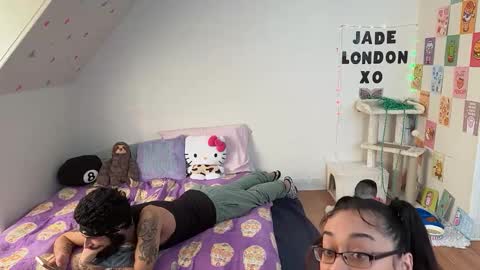 Jade online show from February 2025 08:50:01 PM