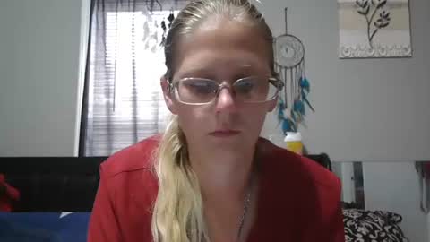 Snapshot of jadeluv chatting on July 2026 05:52:01 PM JadeLuv online show from July 2026 05:52:01 PM