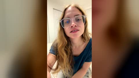 jademonroe0522 online show from April 2026 10:10:02 AM