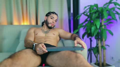 Jaden Feynman online show from October 2025 12:06:01 AM