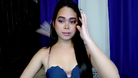 Jade online show from February 2025 12:39:02 PM