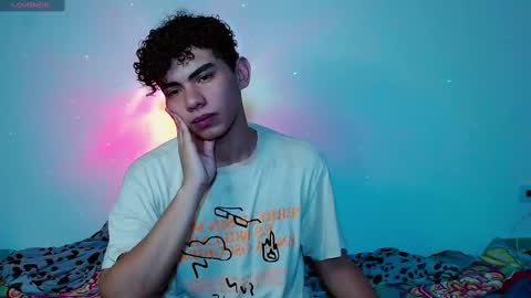 javi15  online show from December 2024 10:04:01 PM