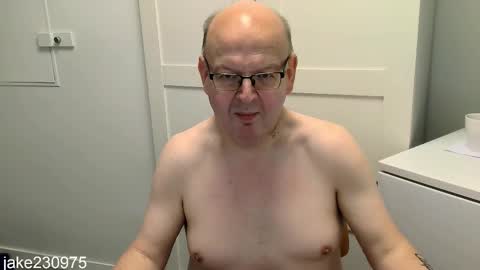 Jake2309 online show from October 2025 07:58:02 PM