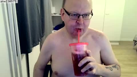 Jake2309 online show from April 2026 07:11:02 PM