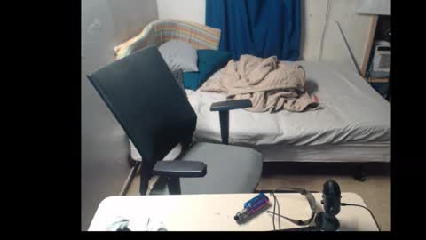 showingitoff online show from October 2025 04:13:02 AM