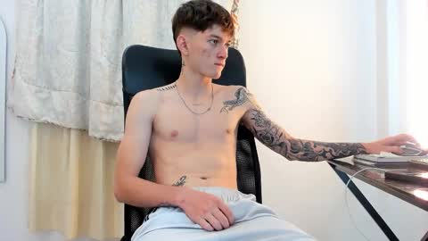 Snapshot of jake_kyle chatting on December 2025 01:55:02 AM Jake online show from December 2025 01:55:02 AM