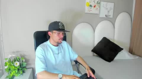 Jake  online show from May 2026 07:18:01 PM
