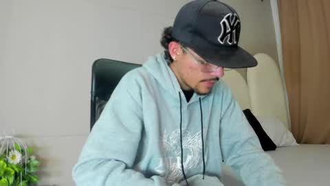 Jake  online show from May 2026 07:22:02 PM