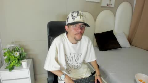 Jake  online show from May 2026 08:25:01 PM