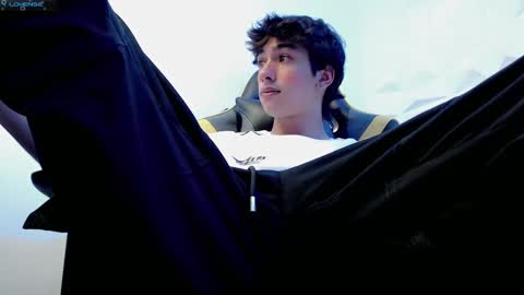 jake_tripp online show from February 2025 03:50:01 AM