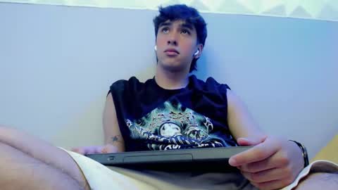 jake_tripp online show from October 2025 05:03:02 AM