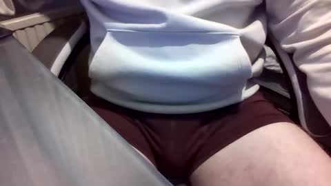 jakieg010 online show from April 2026 03:43:02 AM