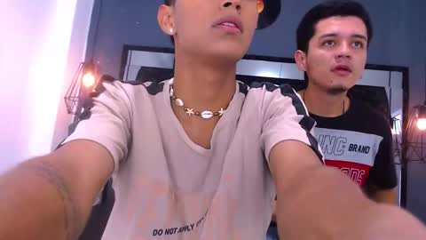 James y Kenet online show from February 2026 02:01:02 PM