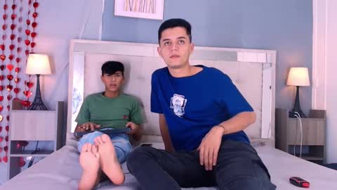 James y Kenet online show from February 2026 07:32:02 PM