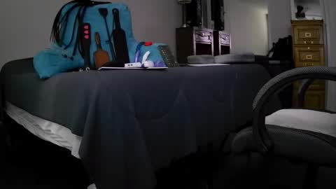 Snapshot of jamesbondage_0069 chatting on January 2025 10:13:02 PM James Bondage online show from January 2025 10:13:02 PM