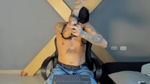Snapshot of jamesinked_ chatting on December 2024 03:22:01 PM Jamesinked  online show from December 2024 03:22:01 PM
