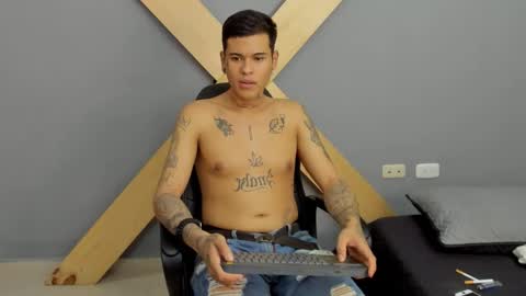 Snapshot of jamesinked_ chatting on December 2024 08:18:02 PM Jamesinked  online show from December 2024 08:18:02 PM