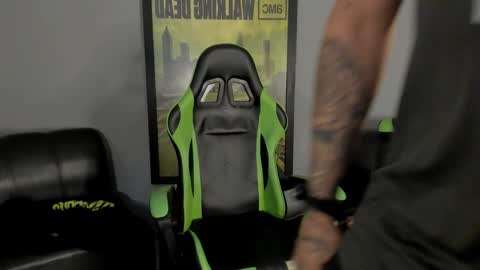 Snapshot of jamesinked_ chatting on December 2024 03:20:02 PM Jamesinked  online show from December 2024 03:20:02 PM