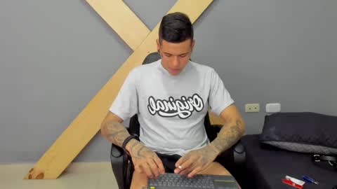 Snapshot of jamesinked_ chatting on December 2024 06:53:01 PM Jamesinked  online show from December 2024 06:53:01 PM