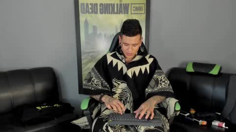 Snapshot of jamesinked_ chatting on December 2024 07:21:02 PM Jamesinked  online show from December 2024 07:21:02 PM