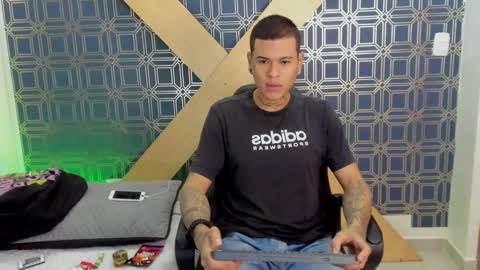 Snapshot of jamesinked_ chatting on January 2025 02:14:01 PM Jamesinked  online show from January 2025 02:14:01 PM