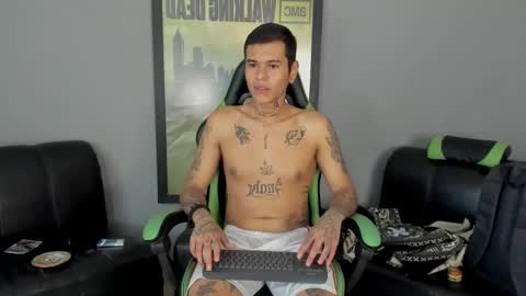 Snapshot of jamesinked_ chatting on February 2025 05:19:02 PM Jamesinked  online show from February 2025 05:19:02 PM