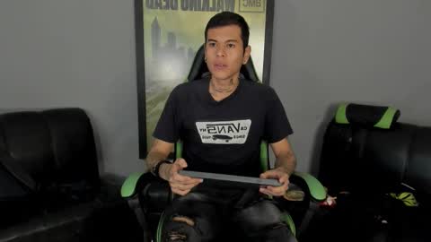 Snapshot of jamesinked_ chatting on February 2025 06:26:02 PM Jamesinked  online show from February 2025 06:26:02 PM