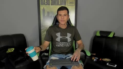 Snapshot of jamesinked_ chatting on February 2025 09:56:02 PM Jamesinked  online show from February 2025 09:56:02 PM