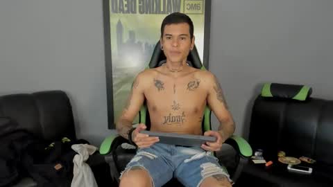 Snapshot of jamesinked_ chatting on February 2025 07:24:02 PM Jamesinked  online show from February 2025 07:24:02 PM
