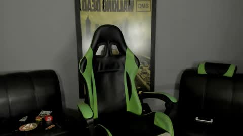 Snapshot of jamesinked_ chatting on February 2025 12:49:01 AM Jamesinked  online show from February 2025 12:49:01 AM