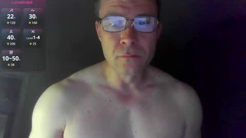 Snapshot of jamesjewels chatting on May 2026 11:05:01 AM jamesjewels online show from May 2026 11:05:01 AM